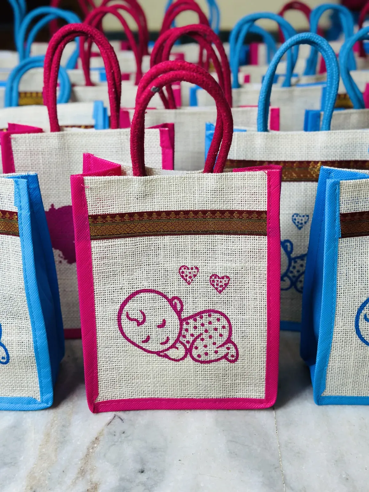 Baby footprint jute bag