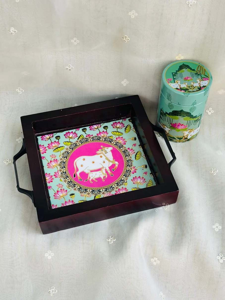 Wooden Serving Tray - 8 x 8